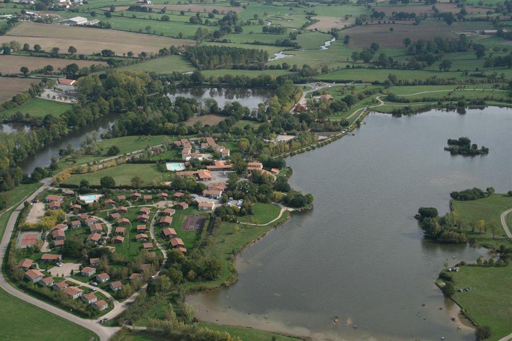 Terres De France - Natura Resort Pescalis Moncoutant Exteriör bild