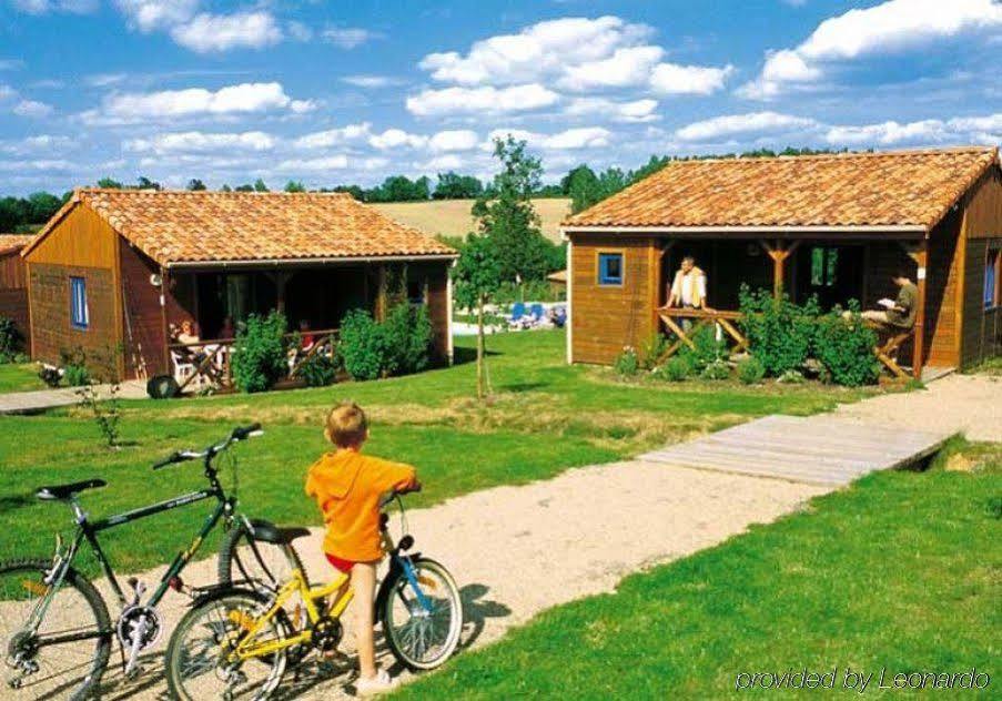 Terres De France - Natura Resort Pescalis Moncoutant Exteriör bild
