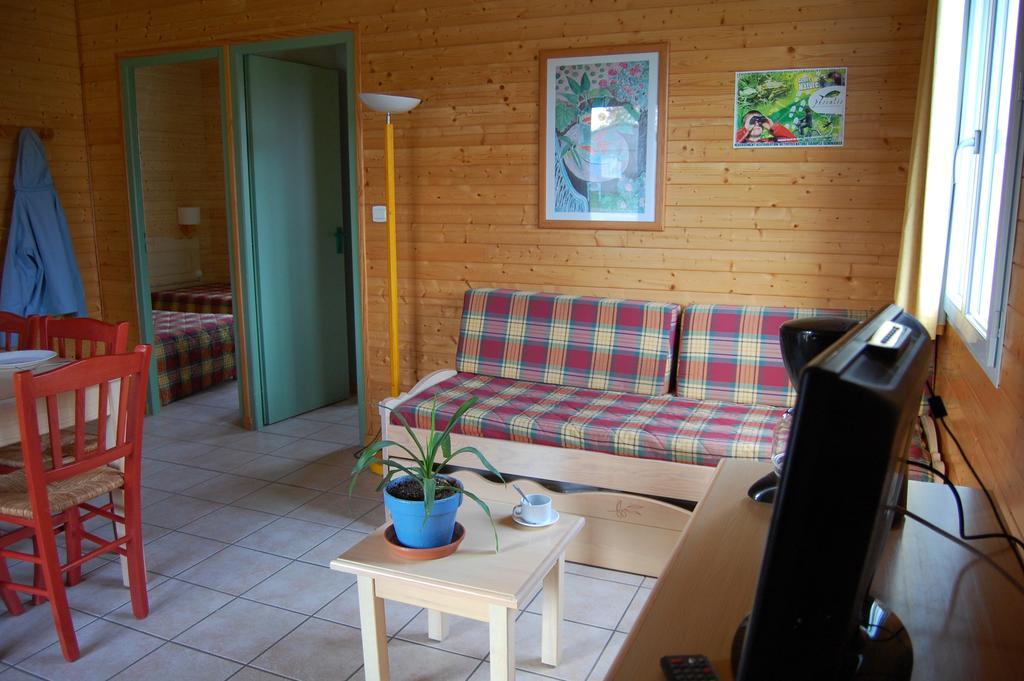 Terres De France - Natura Resort Pescalis Moncoutant Exteriör bild